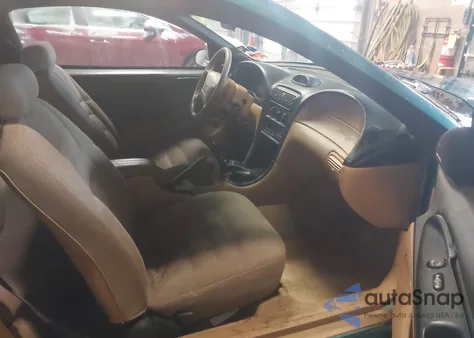 1996 Ford Mustang z USA, uszkodzony, nr VIN 1FALP4045TF119687